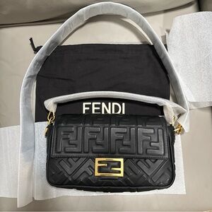 FENDI Baguette Black leather bag